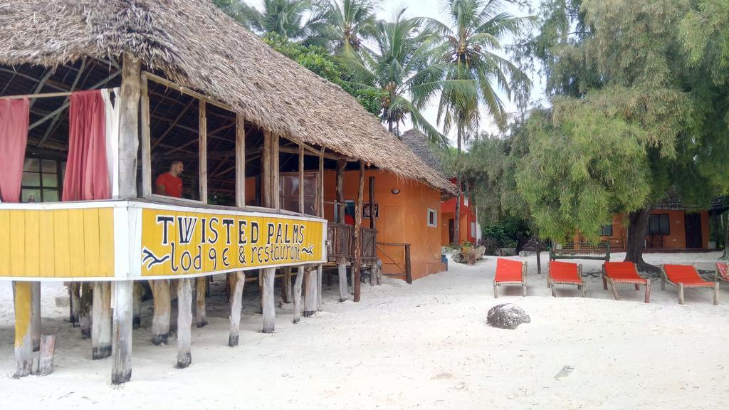 Twisted Palms Lodge & Restaurant 布韦朱 外观 照片